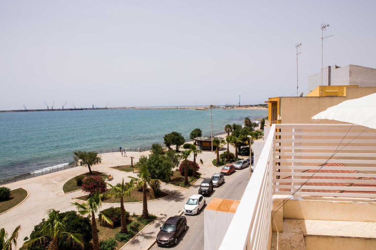 Sea Beach Pozzallo Buitenkant foto