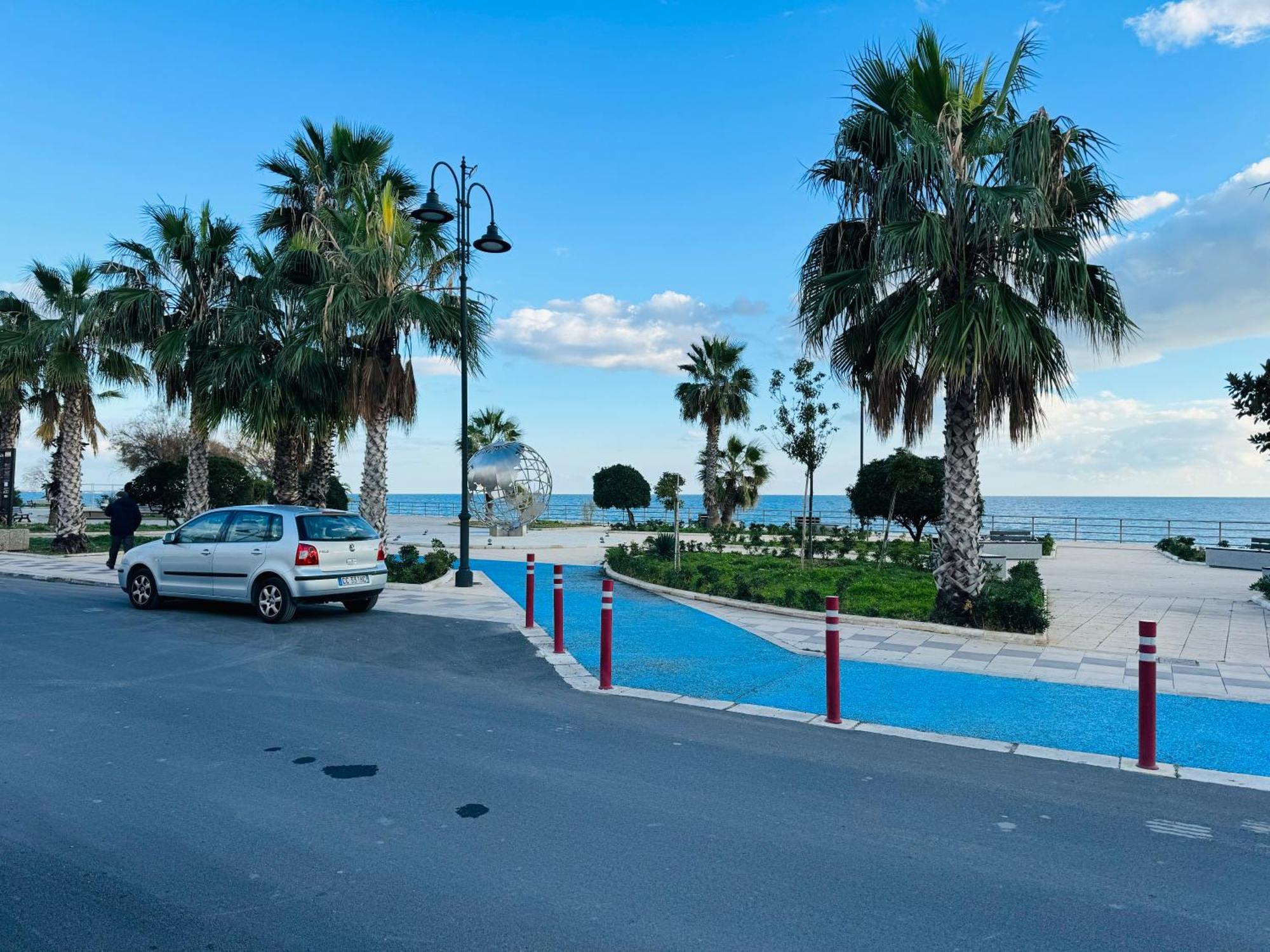 Sea Beach Pozzallo Buitenkant foto